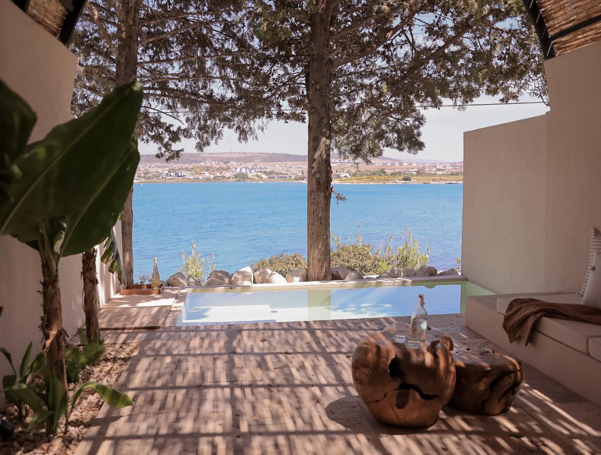 Gaia Alacati By The Sea - Adult Only Çeşme الغرفة الصورة